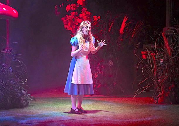 Alice nel paese delle meraviglie al teatro di Varese