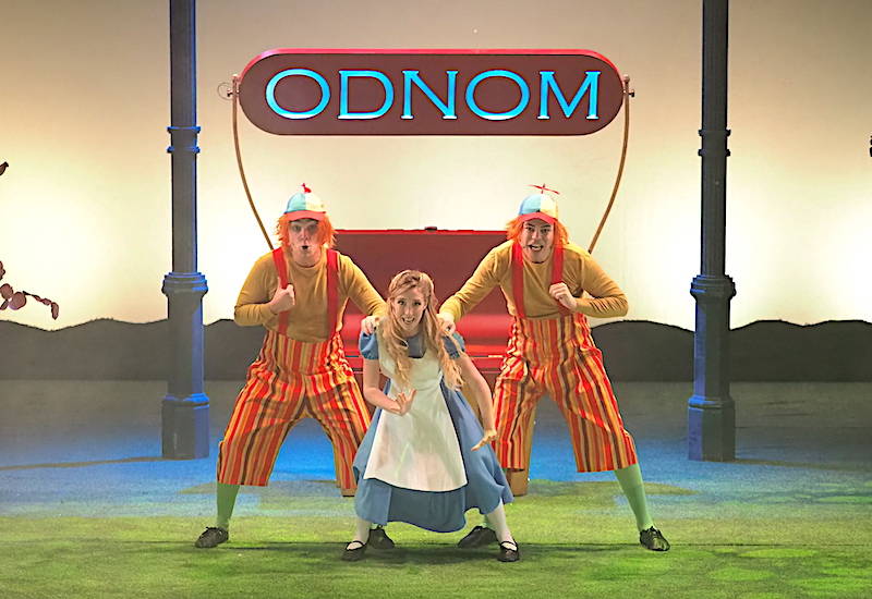 Alice nel paese delle meraviglie al teatro di Varese