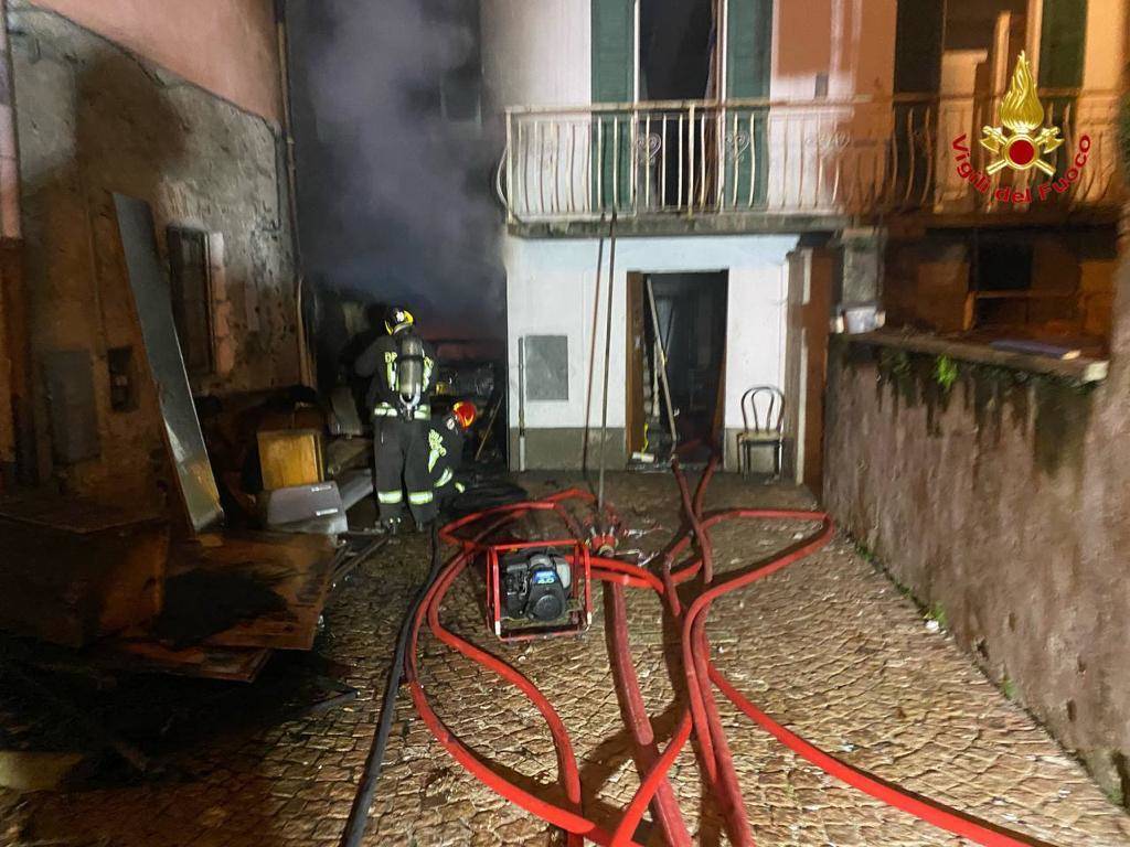 Incendio a Voldomino di Luino