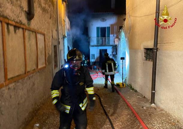 Incendio a Voldomino di Luino