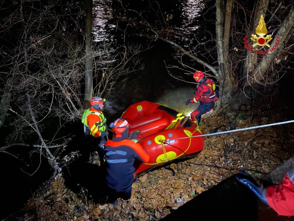 Ricerche in corso nel fiume Tresa