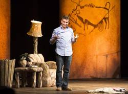caveman maurizio colombi teatro