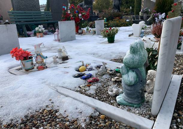 Cimitero di Busto Arsizio campo dei bambini