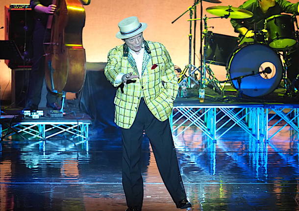 Massimo Ranieri applaudito al teatro Apollonio di Varese