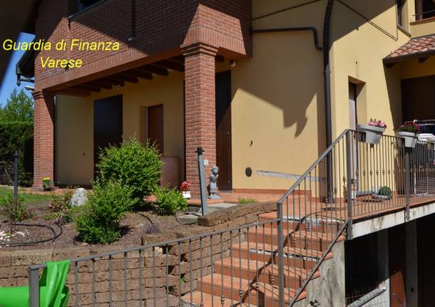 Confisca finanzieri busto arsizio