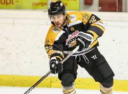 eric mazzacane mastini varese hockey foto munerato