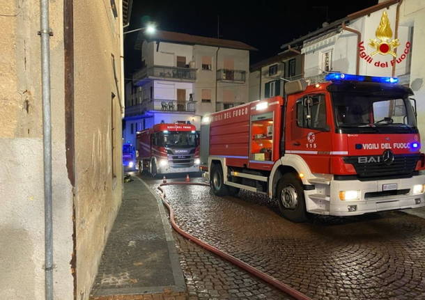 incendio luino voldomino dicembre 2021