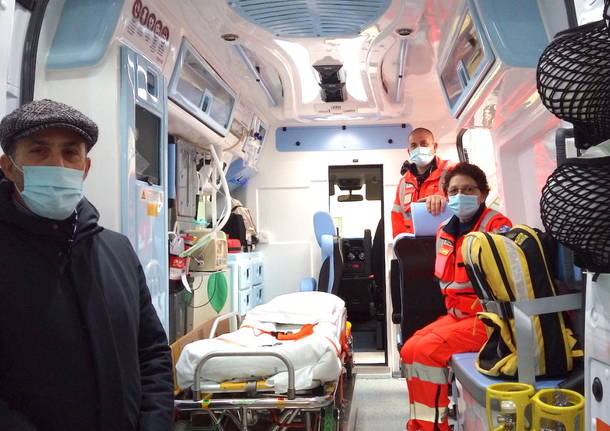 Le nuove ambulanze della Asst Valle Olona