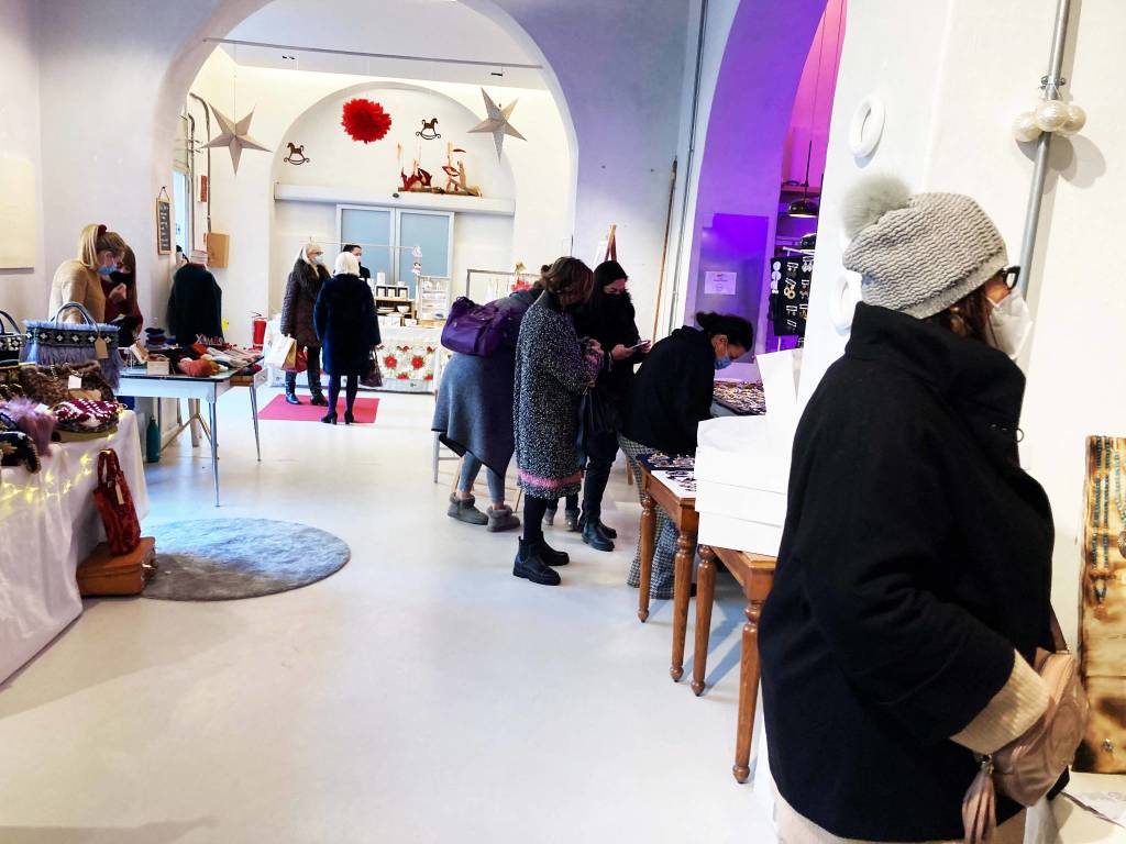 Temporary Christmas Market