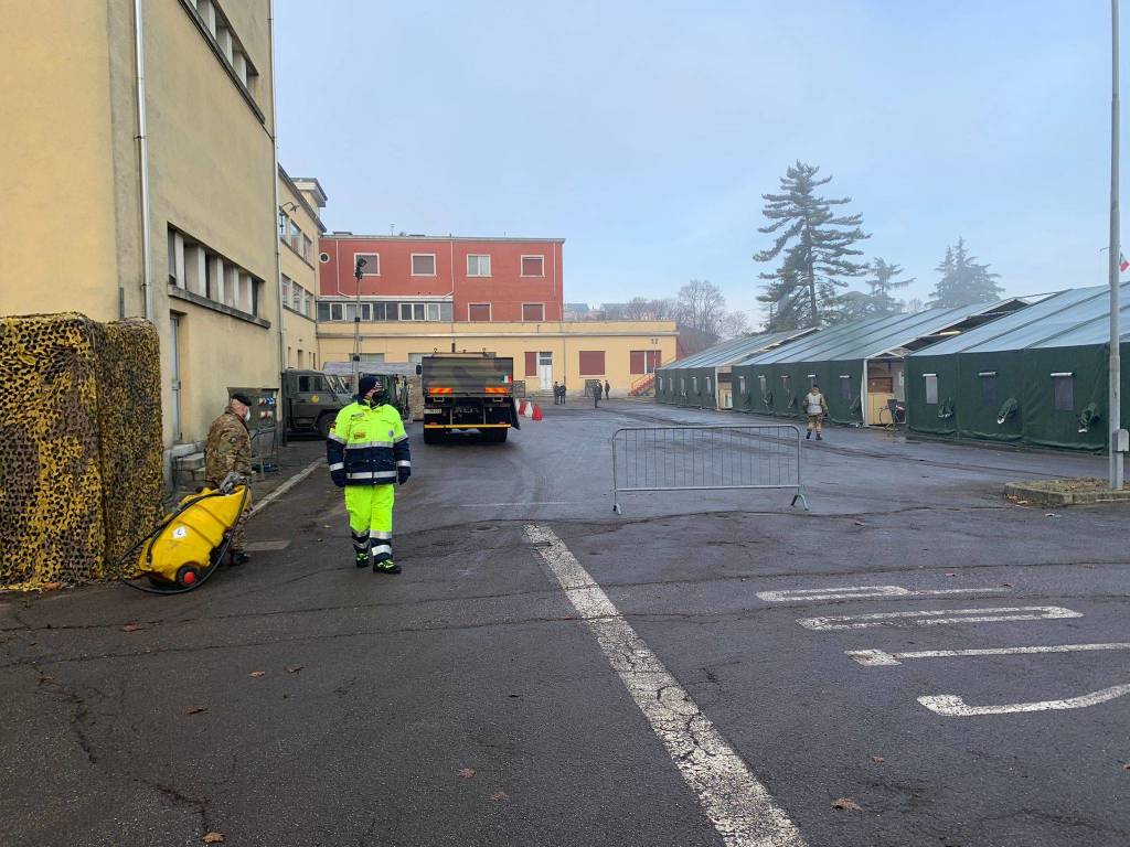 Primo giorno di apertura per il centro tamponi di Gallarate