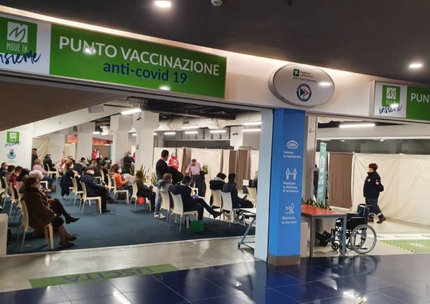 Riapre il centro vaccinale al Move In di Cerro Maggiore