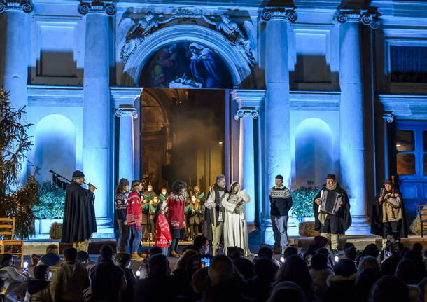 “Una notte splendida”, il presepe vivente di Varese incanta la città