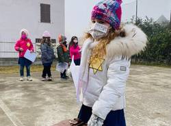 Bambini celebrano il Giorno della Memoria a Cazzago