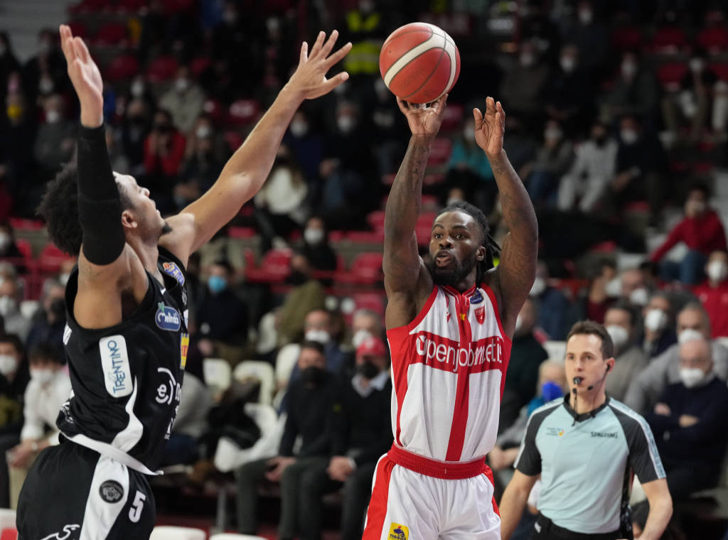 Openjobmetis Varese - Dolomiti Energia Trento 90-89