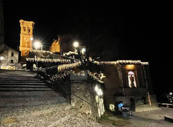 foto del giorno 18 gennaio 2022 luci natale sacro monte