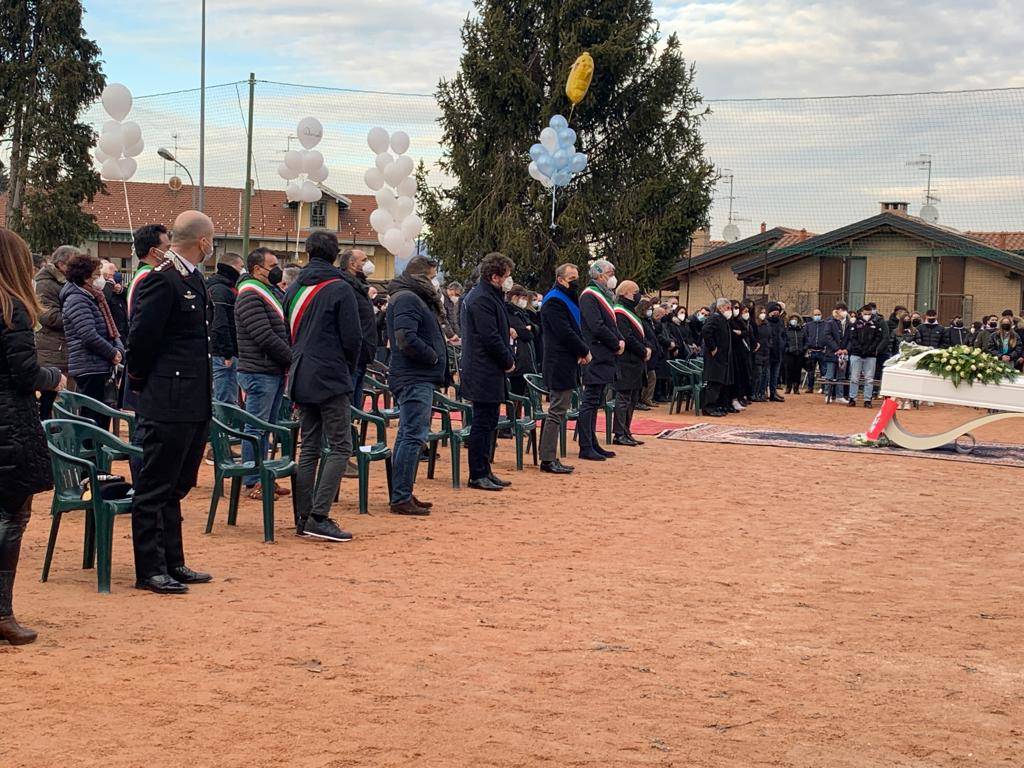 funeali daniele paitoni gazzada schianno