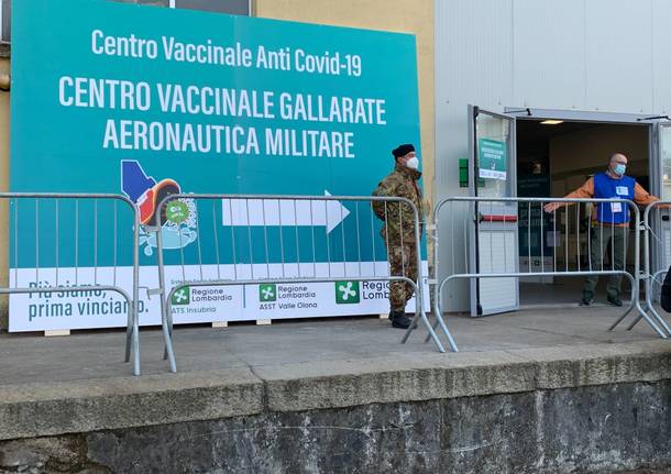 Inaugurazione del nuovo hub vaccinale a Gallarate