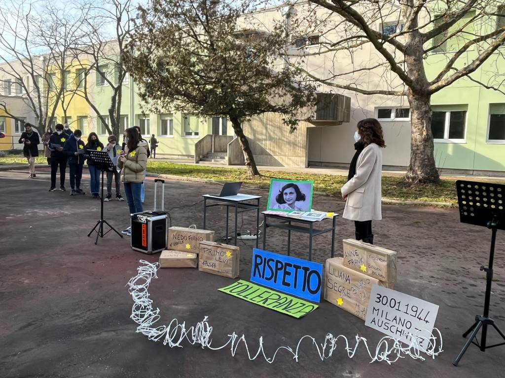 Inaugurazione scuola Anna Frank nel Giorno della Memoria