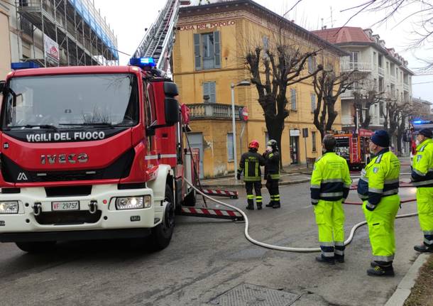 Incendio alla Casa del Popolo di Cislago