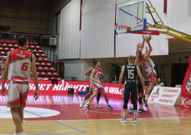 Legnano contro Langhe Roero Basketball