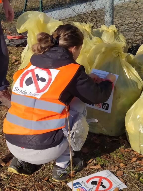 Strade pulite Cardano al Campo
