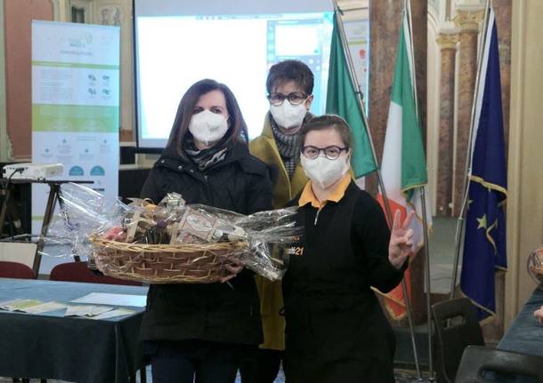 Varese - La premiazione del progetto REthinkWASTE