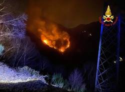 L\'incendio del Gambarogno monitorato dai Vigili del Fuoco italiani