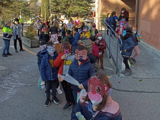 Gemonio, il carnevale della scuola primaria