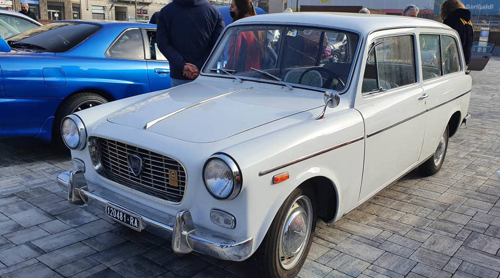 Il primo appuntamento con \"Mitiche in piazza\" a Varese