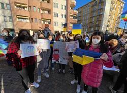 Caronno Pertusella in piazza per la pace in Ucraina