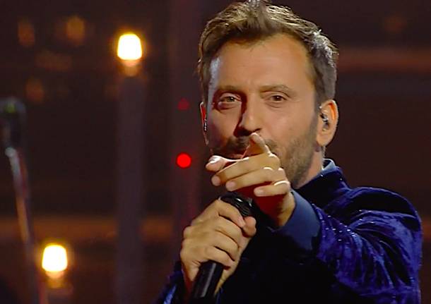 Cesare Cremonini infiamma Sanremo 2022