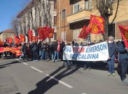 Corteo lavoratori Emerson di Rescaldina 