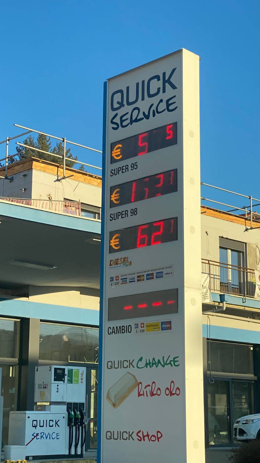 I prezzi della benzina al confine