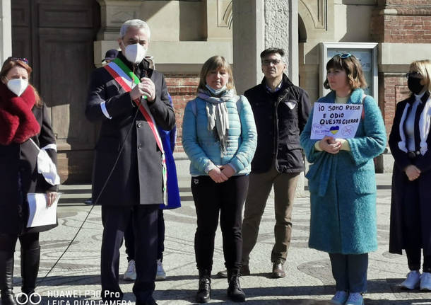 In piazza a Cislago per la pace in Ucraina