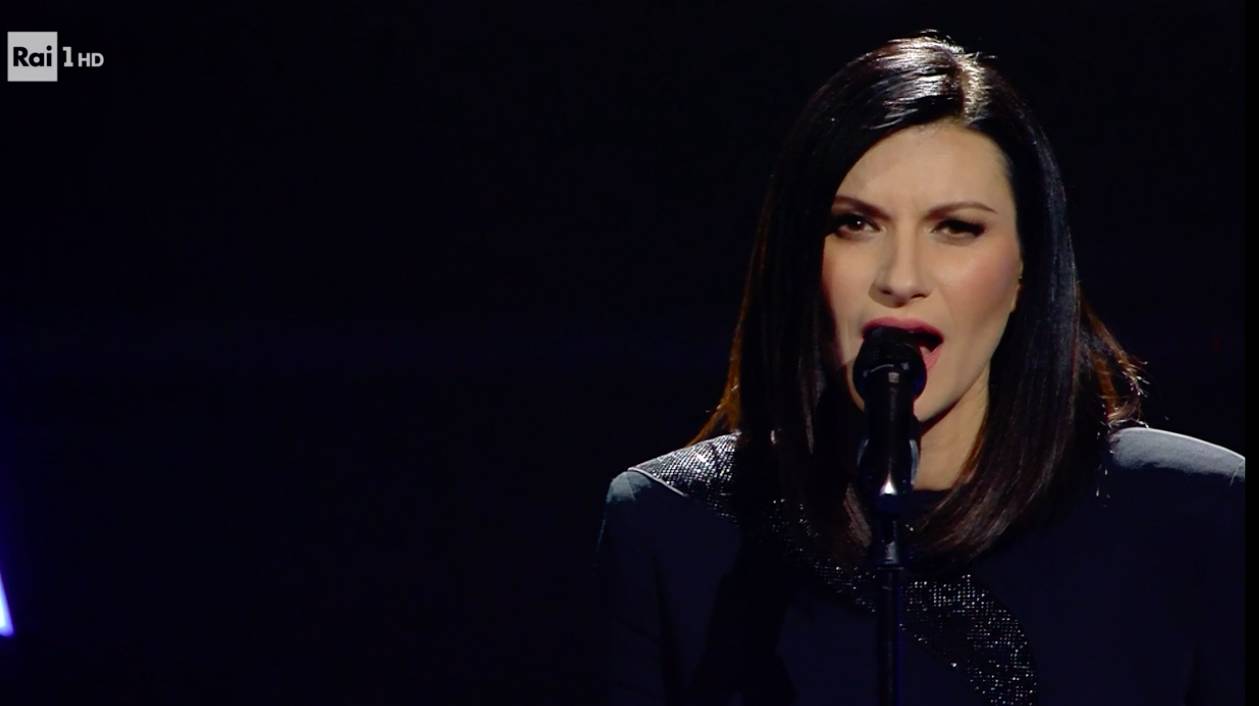 Laura Pausini superospite con Mika a Sanremo 2022