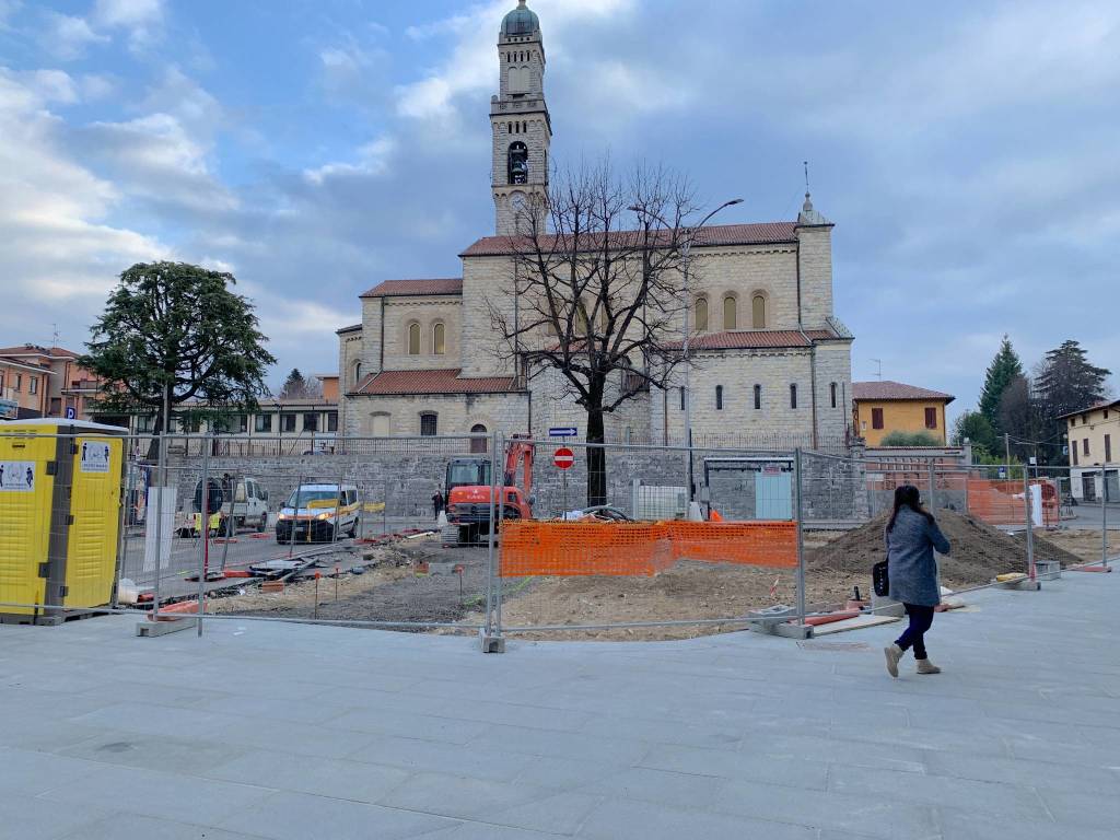 Piazza Biroldi completamente pedonale