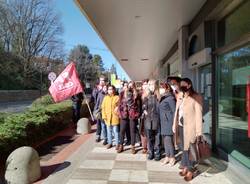 Presidio di protesta all'Ispettorato del lavoro di sindacati e lavoratori