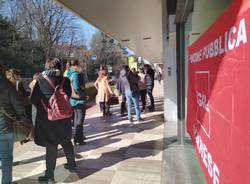 Presidio di protesta all'Ispettorato del lavoro di sindacati e lavoratori