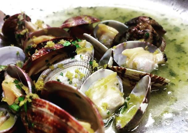 Tra ostriche e scampi, al Raf Bistrot di Sesto Calende c’è tutto il sapore del mare