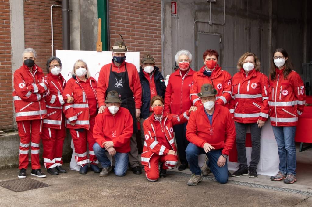 Successo per la cena d’asporto della CRI Varese