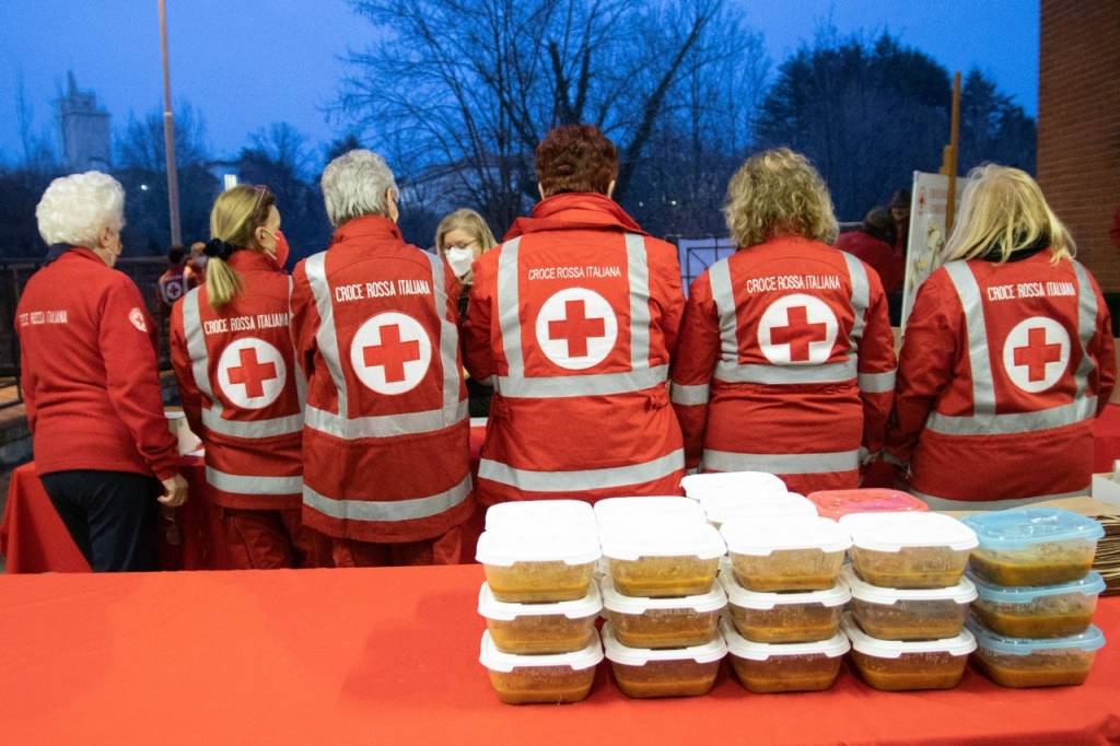 Successo per la cena d’asporto della CRI Varese