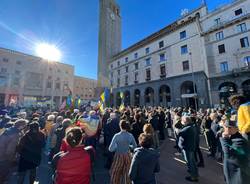 Varese ancora in piazza per l'Ucraina