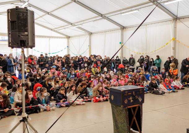 A Gerenzano uno spettacolo teatrale in maschera per il Carnevale 2022