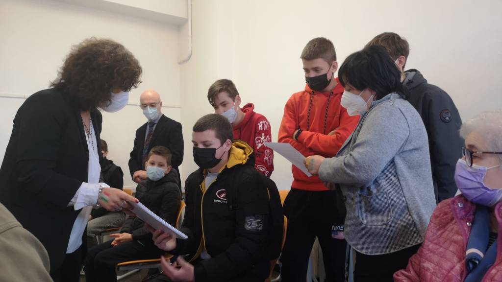 Accoglienza studente ucraino all'Isis Facchinetti di Castellanza