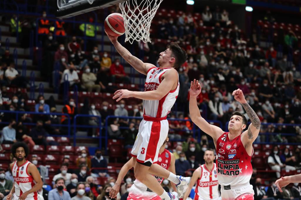 Ax Armani Exchange – Openjobmetis Varese 95-77