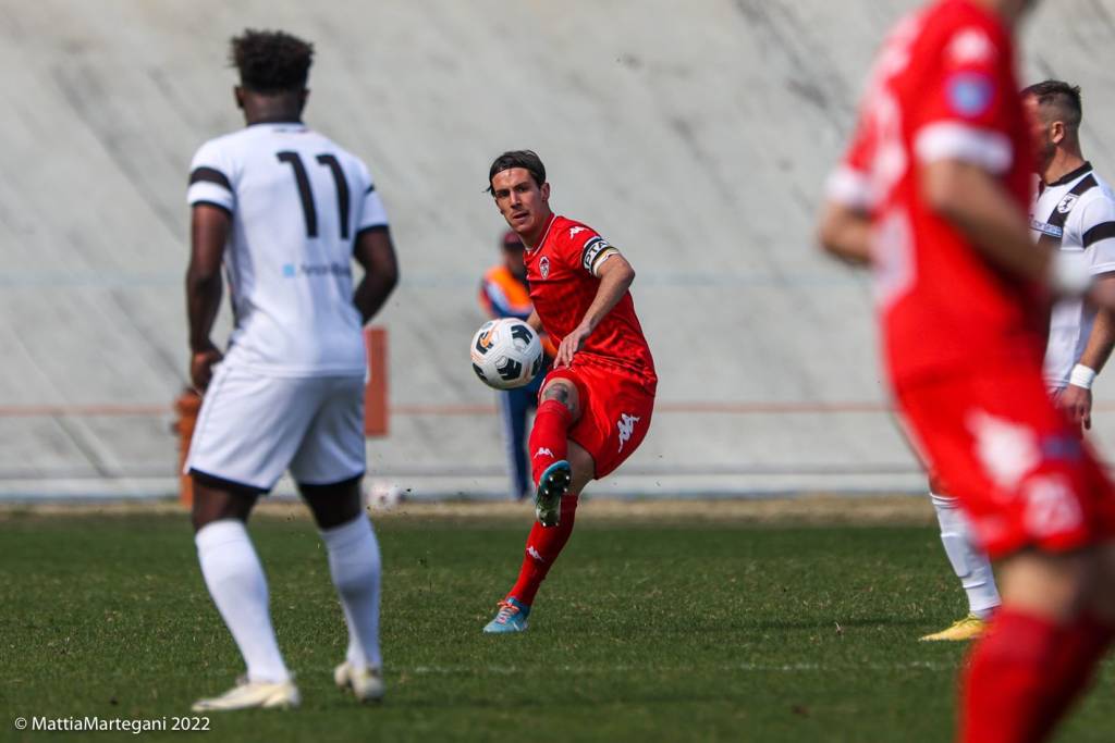 Serie D, Varese - Derthona