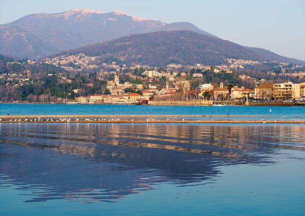 Con lo sguardo verso Luino