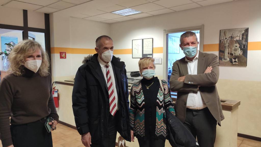 Cottarelli all'Istituto Stein di Gavirate