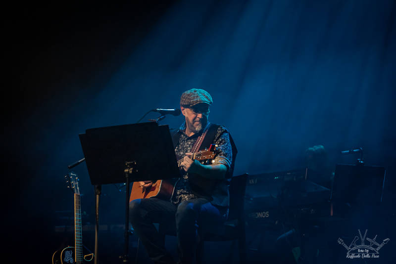 Davide Van de Sfroos al teatro di Varese 