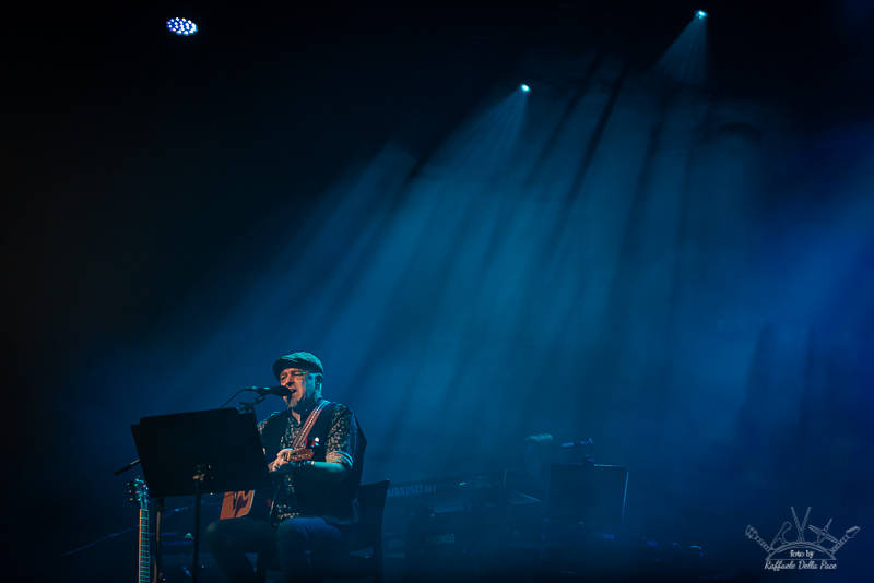 Davide Van de Sfroos al teatro di Varese 